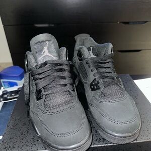 Jordan 4